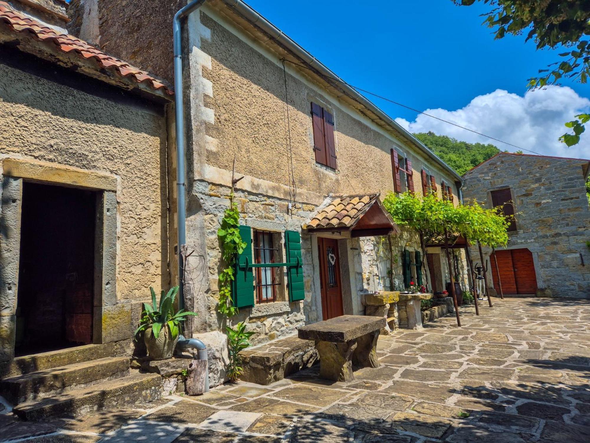 Holiday Home Pri Portolanih Koper Exterior photo